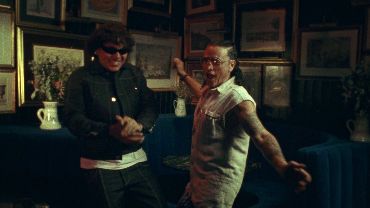 Elvis Crespo, ‪@beele‬ I PA´BAILAR (Official Video)